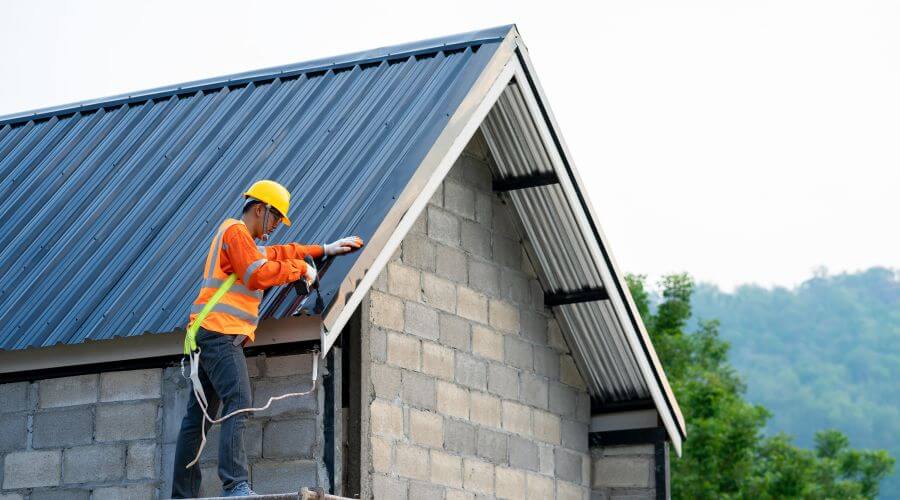 Professional Flat Roofing Installation in Crawfordsville, OR